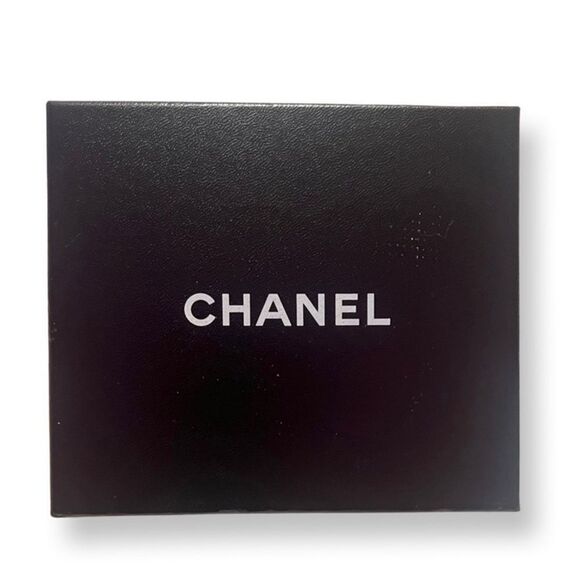 Chanel Burgundy Caviar Leather Short Wallet - Picture 15 of 15